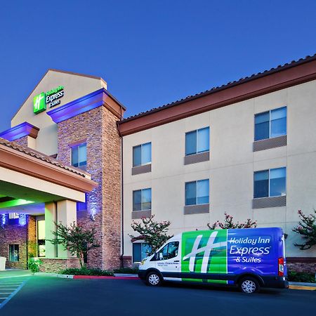 Holiday Inn Express & Suites Clovis Fresno Area By Ihg Extérieur photo