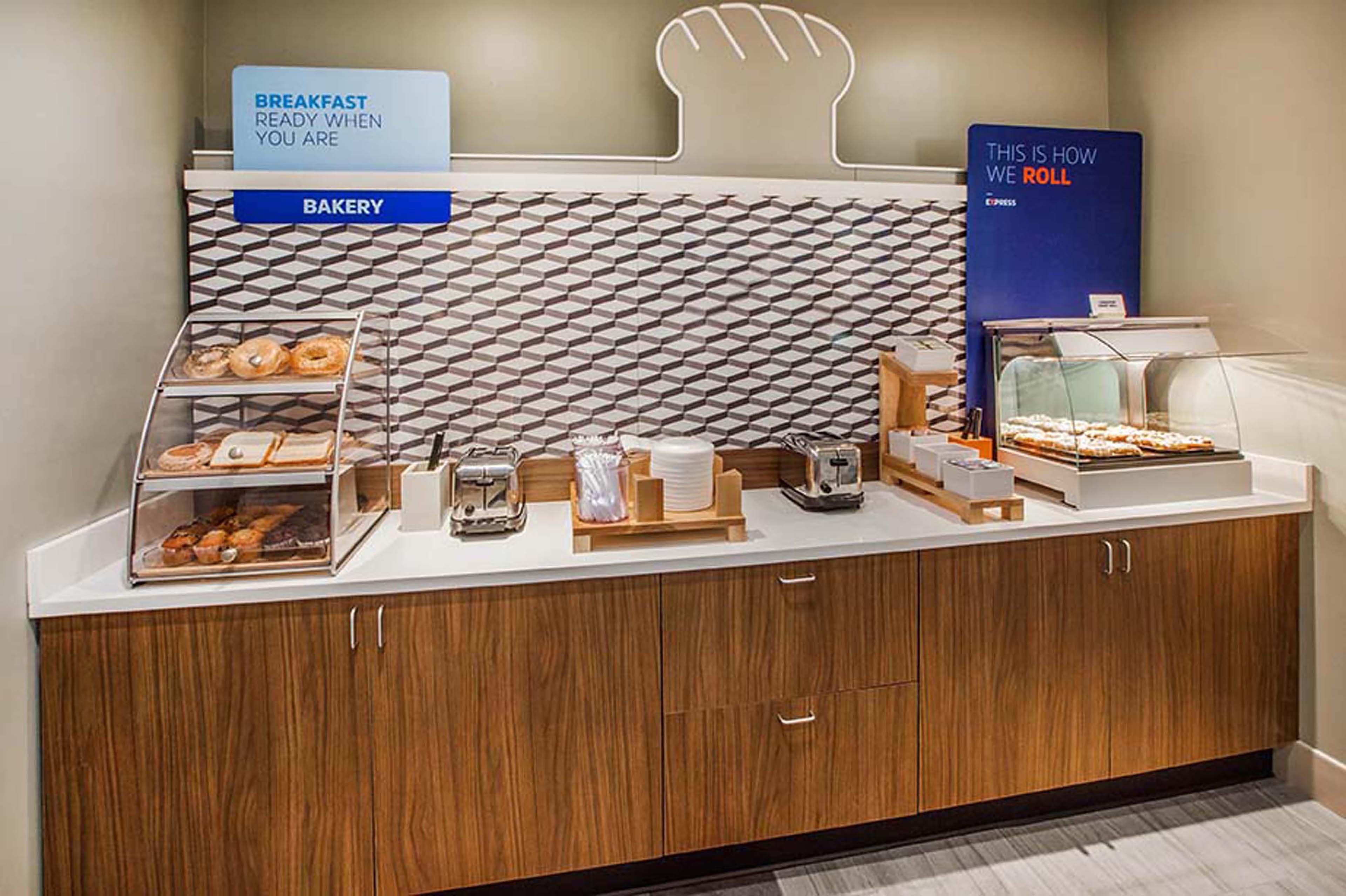 Holiday Inn Express & Suites Clovis Fresno Area By Ihg Extérieur photo